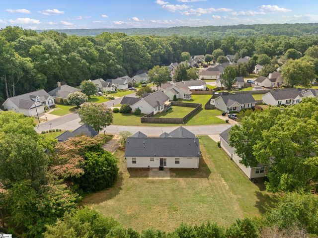 1111 Dunwoody Drive, Simpsonville, SC 29681