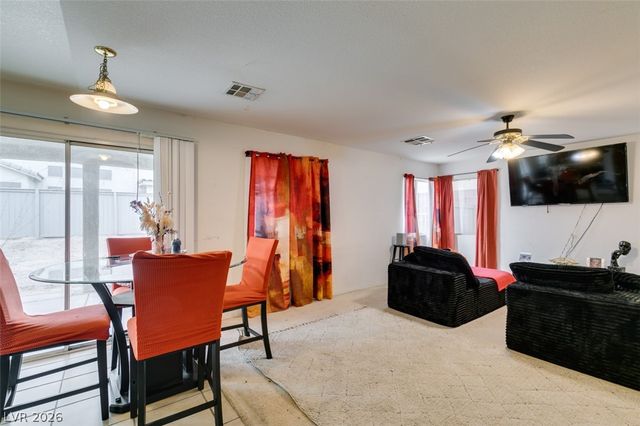 827 Royalmile Way, North Las Vegas, NV 89032