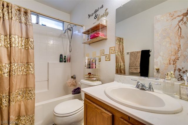 827 Royalmile Way, North Las Vegas, NV 89032