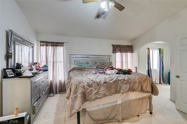 827 Royalmile Way, North Las Vegas, NV 89032