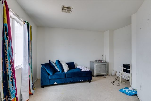 827 Royalmile Way, North Las Vegas, NV 89032