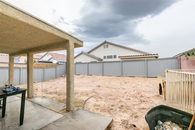 827 Royalmile Way, North Las Vegas, NV 89032