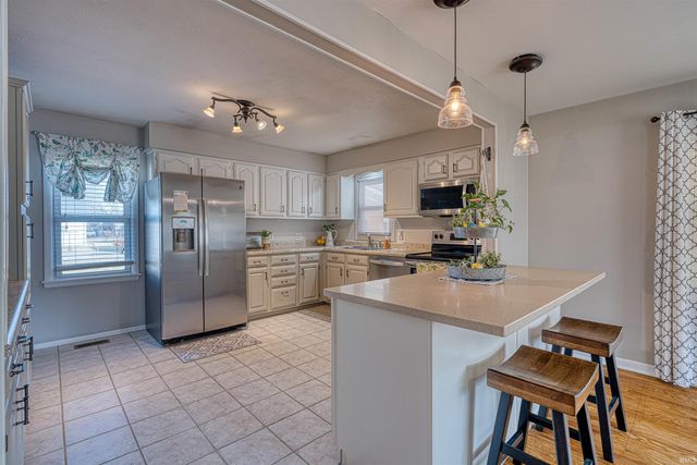 2258 E Florida Street, Evansville, IN 47711