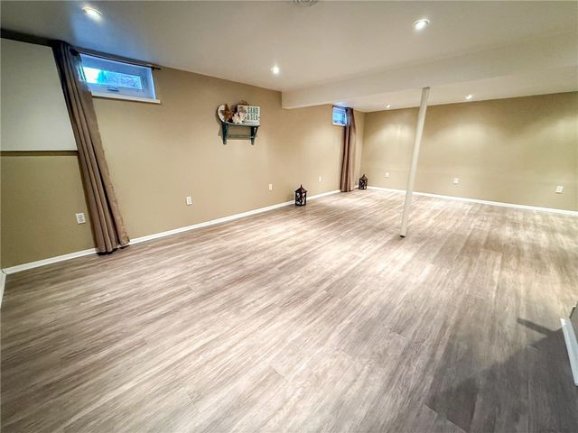 126 Cornell Dr, Center Twp, PA 16001