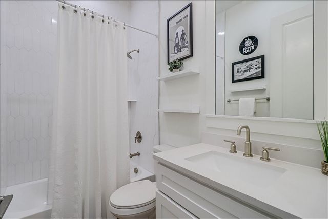 240 Social Circ 8-102, Port Aransas, TX 78373