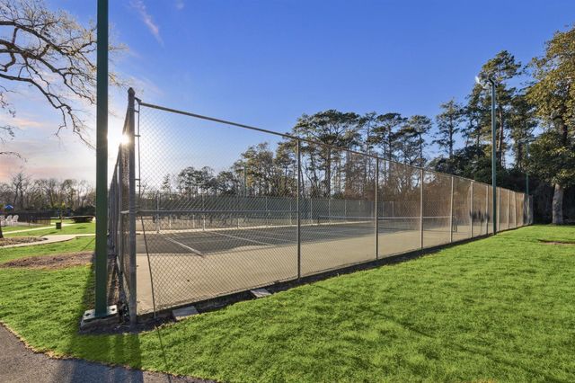 546 River Plantation Drive, Conroe, TX 77302