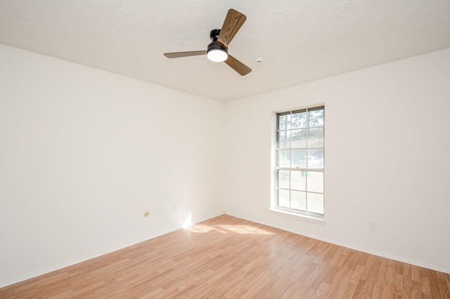 4307 Sloangate Drive, Spring, TX 77373