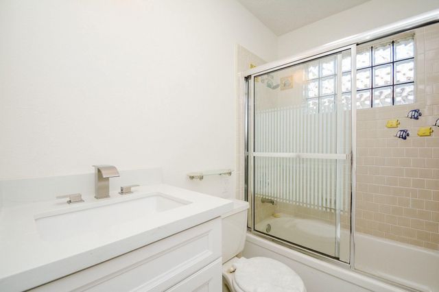 4307 Sloangate Drive, Spring, TX 77373