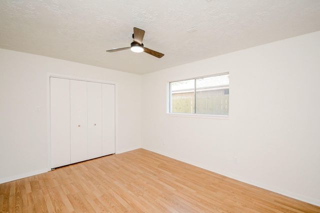 4307 Sloangate Drive, Spring, TX 77373