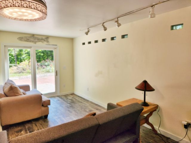 1120 N Meadowbrook Road, White Cloud, MI 49349