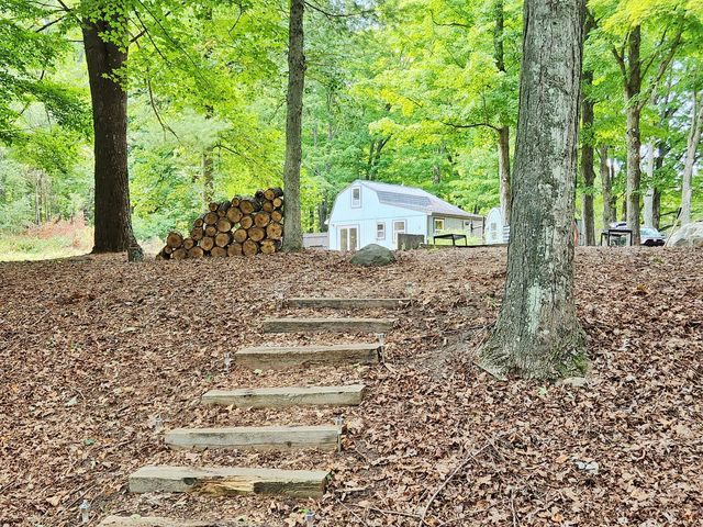 1120 N Meadowbrook Road, White Cloud, MI 49349