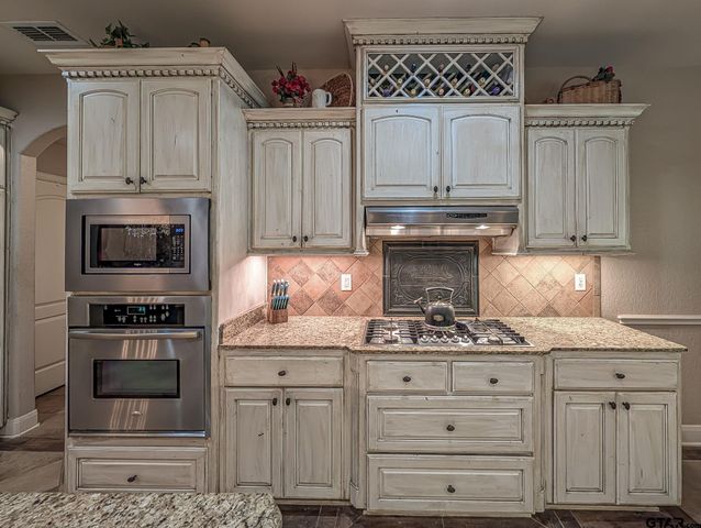 12360 Southhaven, Flint, TX 75762