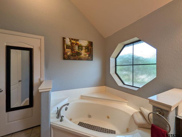 12360 Southhaven, Flint, TX 75762
