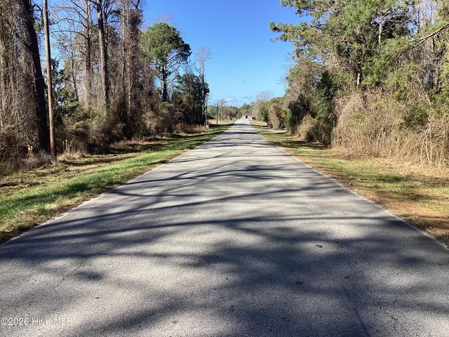 2393 Shoreline Drive SW, Supply, NC 28462