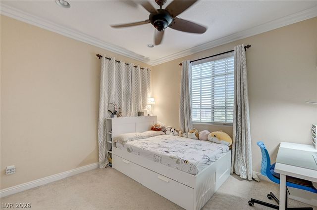 8586 Monument Lake Court, Las Vegas, NV 89113