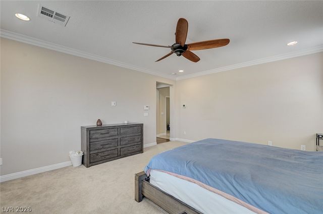 8586 Monument Lake Court, Las Vegas, NV 89113