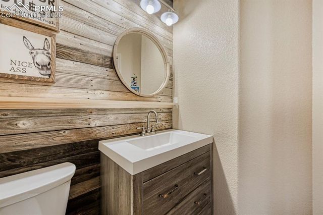 8412 Vanderwood Road, Colorado Springs, CO 80908