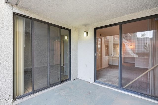 3329 W DANBURY Drive F109, Phoenix, AZ 85053