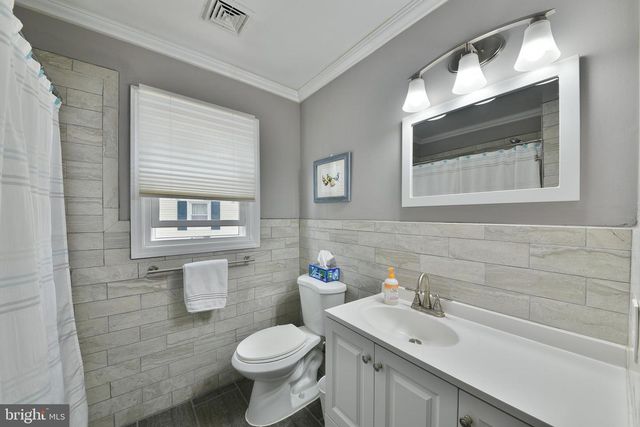 106 HATFIELD CT, Toms River, NJ 08757