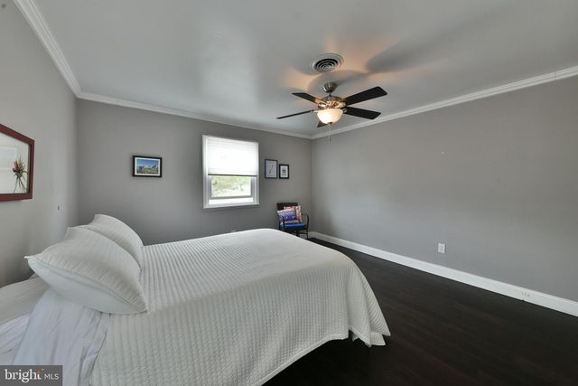 106 HATFIELD CT, Toms River, NJ 08757