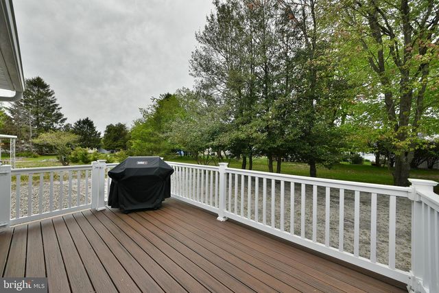 106 HATFIELD CT, Toms River, NJ 08757