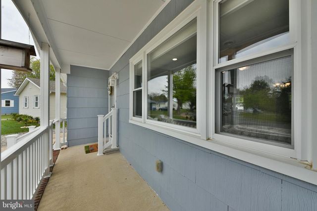 106 HATFIELD CT, Toms River, NJ 08757
