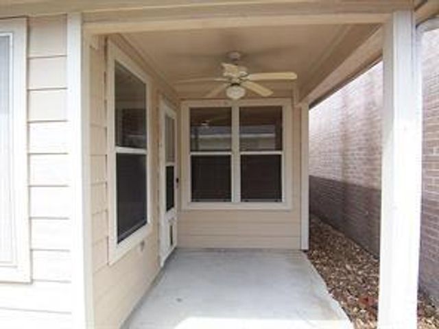 18919 Candlelight Crescent Road, Spring, TX 77388