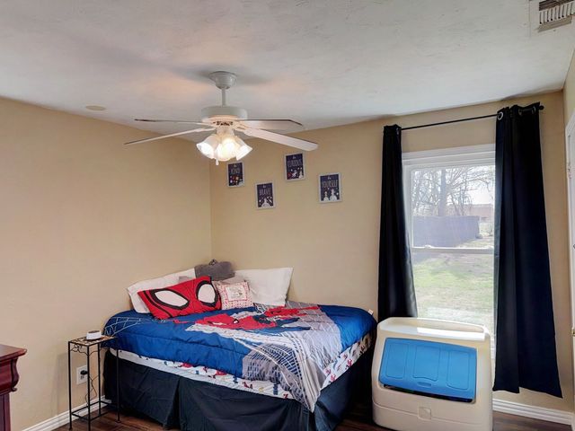 634 Oak Ridge Lane, Irving, TX 75061