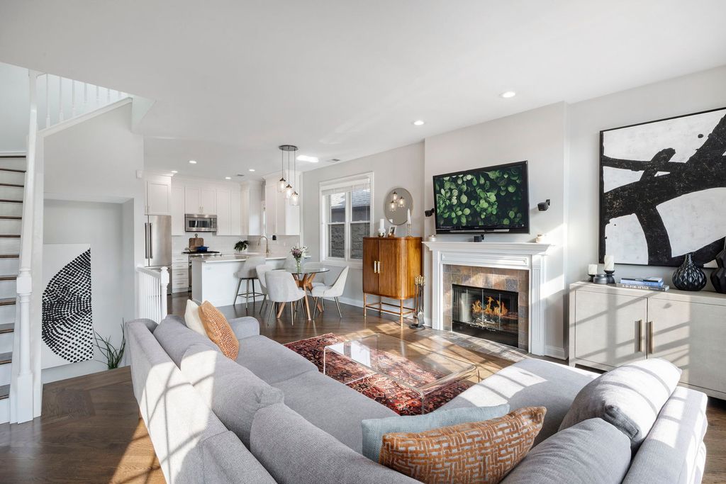 3634 N Fremont Street 4, Chicago, IL 60613 — photo 4