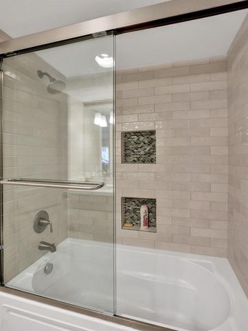 2866 NE 30th Street 3, Fort Lauderdale, FL 33306