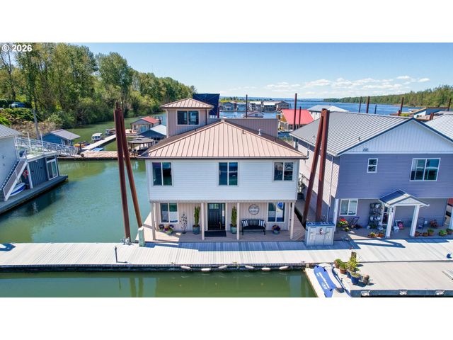 18525 Ne Marine Dr. E3, Portland, OR 97230