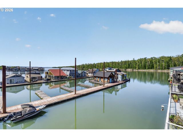 18525 Ne Marine Dr. E3, Portland, OR 97230