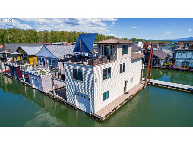 18525 Ne Marine Dr. E3, Portland, OR 97230