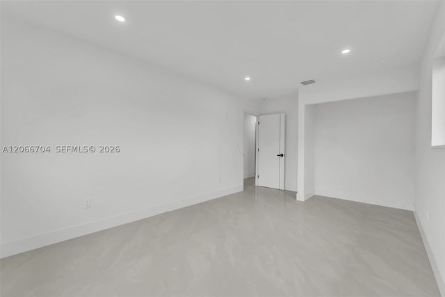 2600 NW 205th St, Miami Gardens, FL 33056