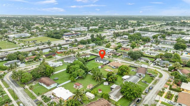2600 NW 205th St, Miami Gardens, FL 33056
