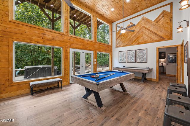 5042 Settlers View Lane, Sevierville, TN 37862