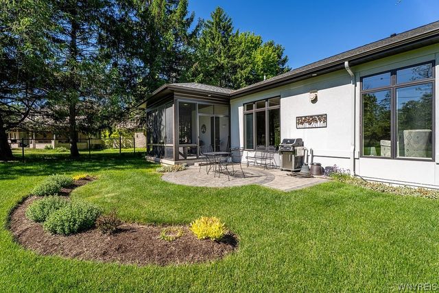 5085 Willowbrook W Drive, Clarence, NY 14031