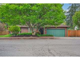 16062 Sw BRIDLE HILLS Dr, Beaverton, OR 97007