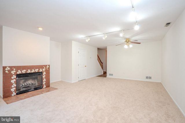 41 TENNYSON DR, Plainsboro, NJ 08536