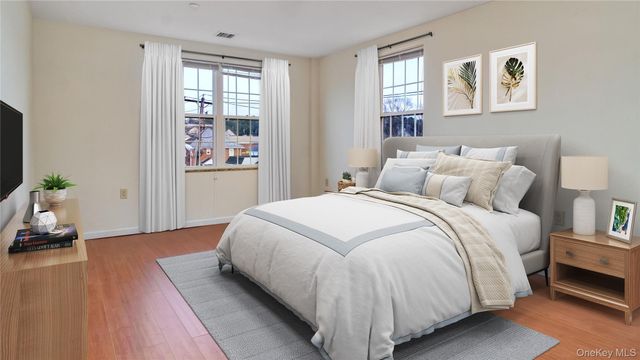 400 Carney Street 608, Glen Cove, NY 11542