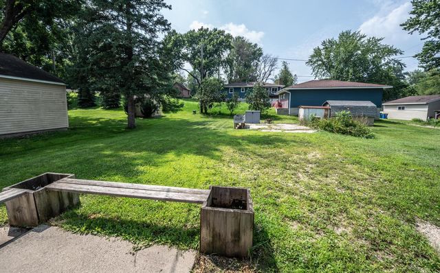 252 Larch Avenue, Owatonna, MN 55060