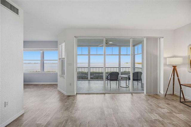 200 HARBOR WALK DRIVE 322, Punta Gorda, FL 33950