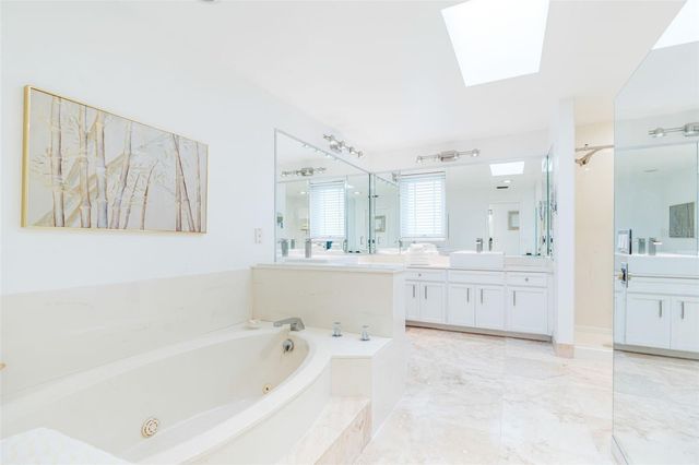 402 DEVONSHIRE LANE, Venice, FL 34293