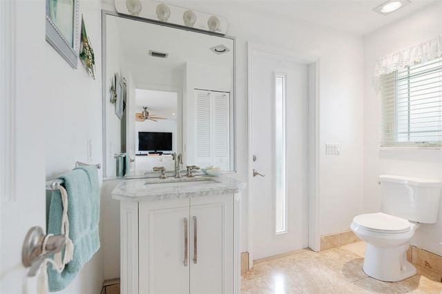 402 DEVONSHIRE LANE, Venice, FL 34293