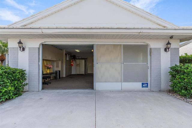 402 DEVONSHIRE LANE, Venice, FL 34293