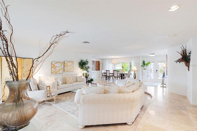 402 DEVONSHIRE LANE, Venice, FL 34293