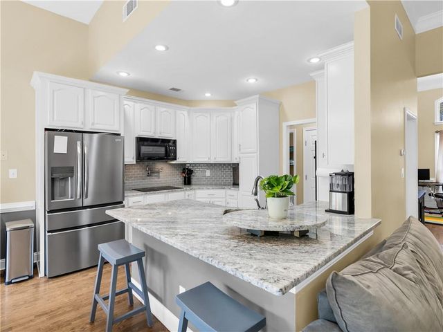 157 Cooks Way, Mcdonough, GA 30252