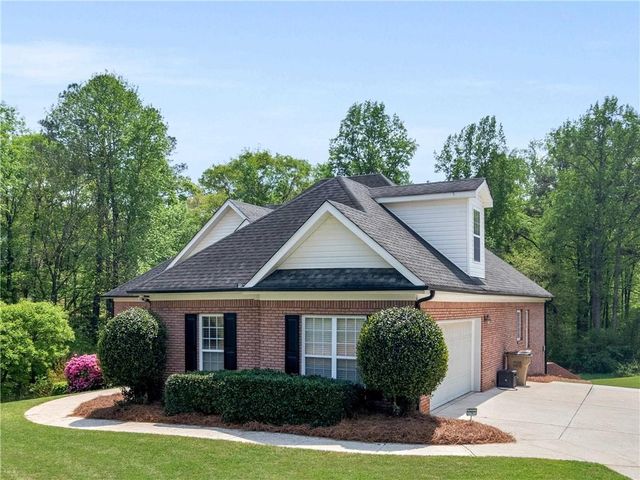 157 Cooks Way, Mcdonough, GA 30252