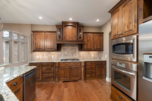 3764 E Knollwood Drive, Ozark, MO 65721