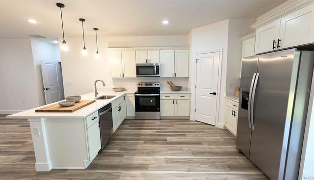 8596 N SPARTAN DRIVE, Citrus Springs, FL 34433